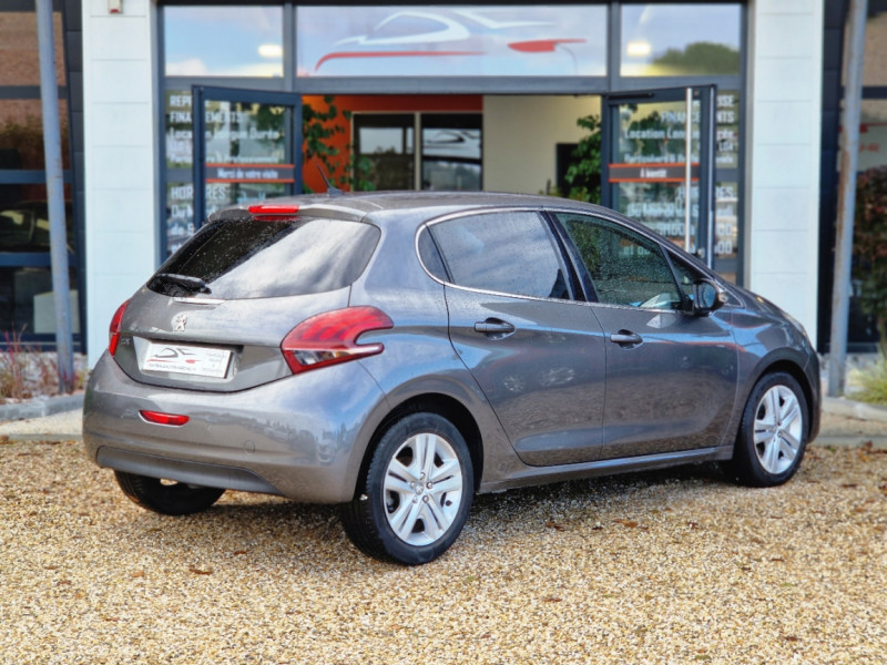 Photo 11 de l'offre de PEUGEOT 208 BlueHDi 100ch BVM6 Allure à 11990€ chez Centrale Auto Marché Mussidan