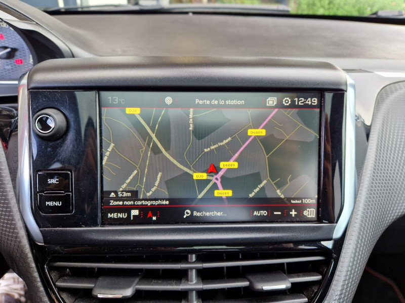 Photo 44 de l'offre de PEUGEOT 2008 BlueHDi 100ch SetS BVM6 GT LINE à 16990€ chez Centrale Auto Marché Mussidan