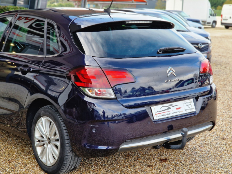 Photo 13 de l'offre de CITROEN C4  BlueHDi 120 SetS BVM6 Millenium à 12990€ chez Centrale Auto Marché Mussidan