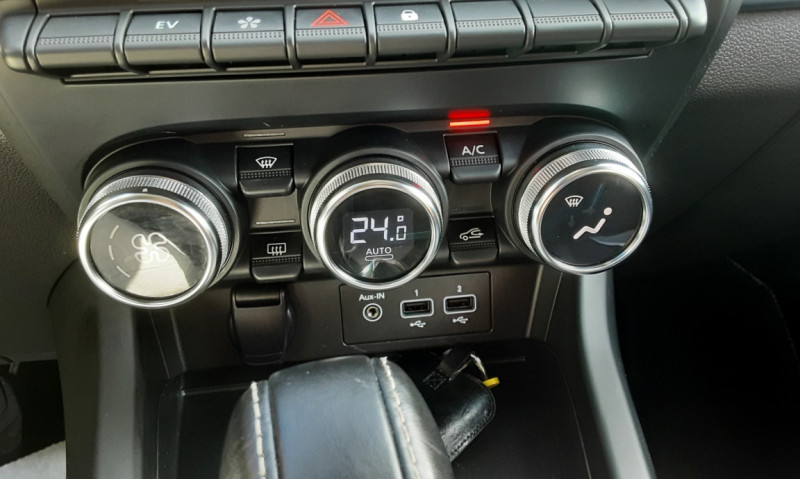 Photo 48 de l'offre de RENAULT ARKANA E-Tech 145 - 21B Intens à 26490€ chez Centrale Auto Marché Mussidan