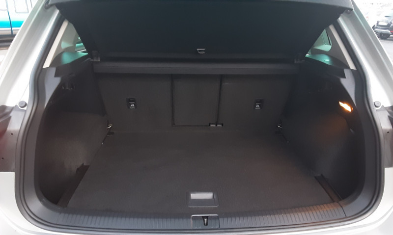 Photo 28 de l'offre de VOLKSWAGEN TIGUAN 2.0 TDI 150 DSG7 MATCH à 28990€ chez Centrale Auto Marché Mussidan