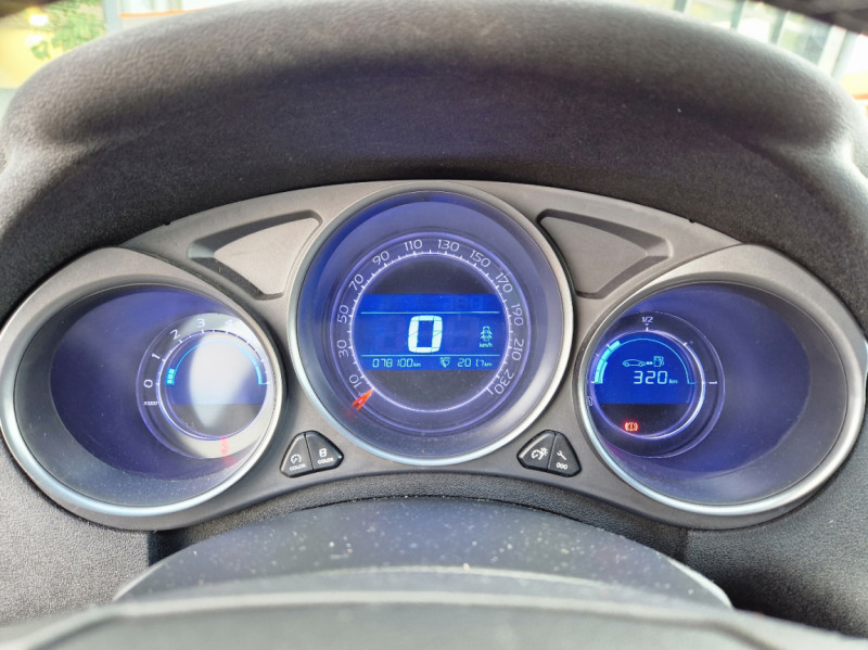 Photo 41 de l'offre de CITROEN C4  BlueHDi 120 SetS BVM6 Millenium à 12990€ chez Centrale Auto Marché Mussidan