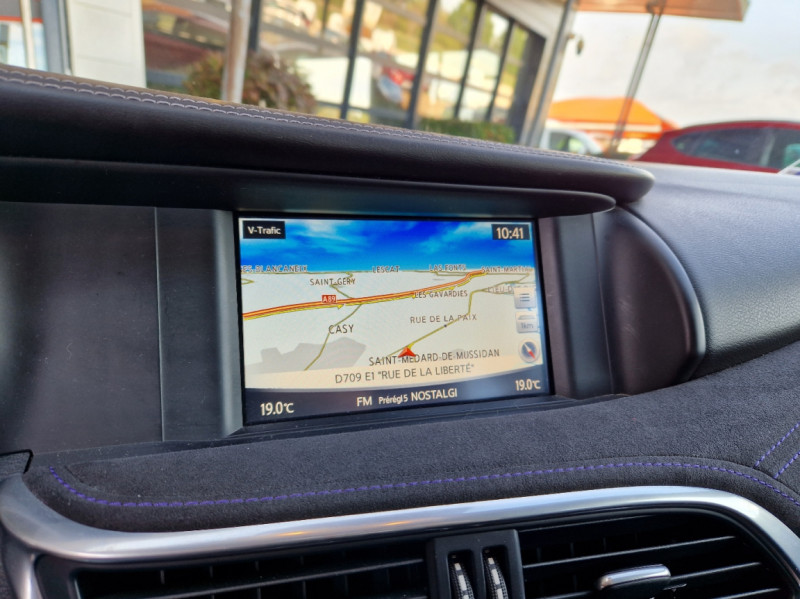 Photo 46 de l'offre de INFINITI Q30 1.5d 109 Premium à 13490€ chez Centrale Auto Marché Mussidan