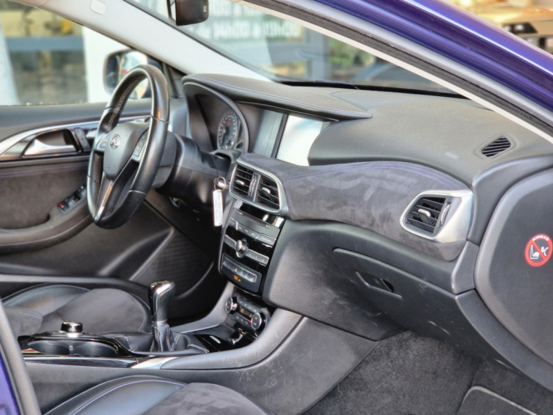 Photo 30 de l'offre de INFINITI Q30 1.5d 109 Premium à 13490€ chez Centrale Auto Marché Mussidan