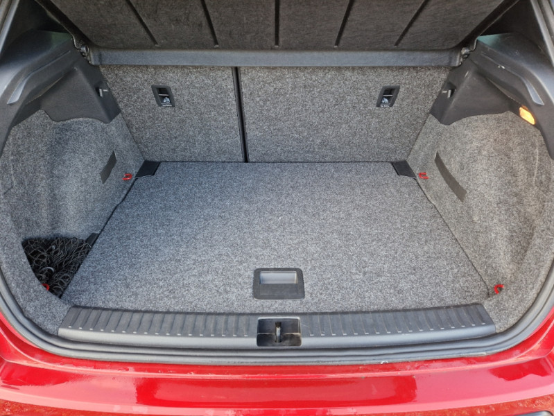 Photo 18 de l'offre de SEAT ARONA 1.6 TDI 95 ch Start/Stop DSG7 Xcellence à 17990€ chez Centrale Auto Marché Mussidan