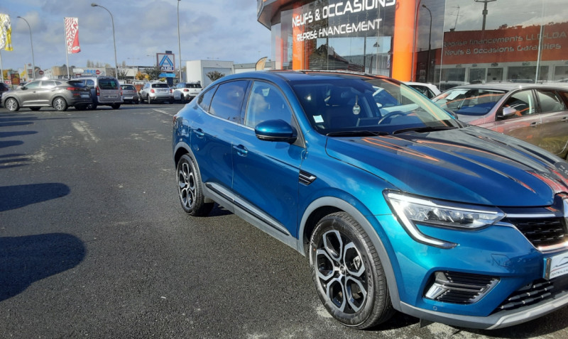 Photo 24 de l'offre de RENAULT ARKANA E-Tech 145 - 21B Intens à 26490€ chez Centrale Auto Marché Mussidan