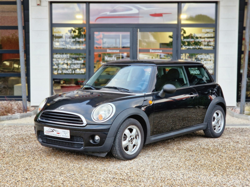 Photo 2 de l'offre de MINI MINI D 90 CH ONE à 8900€ chez Centrale Auto Marché Mussidan