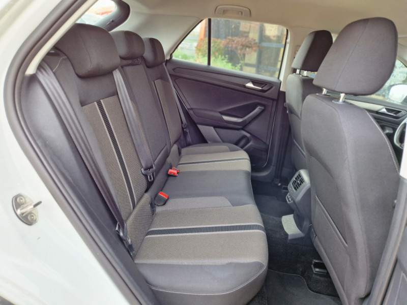 Photo 31 de l'offre de VOLKSWAGEN T ROC 1.6 TDI 115 Start/Stop BVM6 Lounge à 19990€ chez Centrale Auto Marché Mussidan