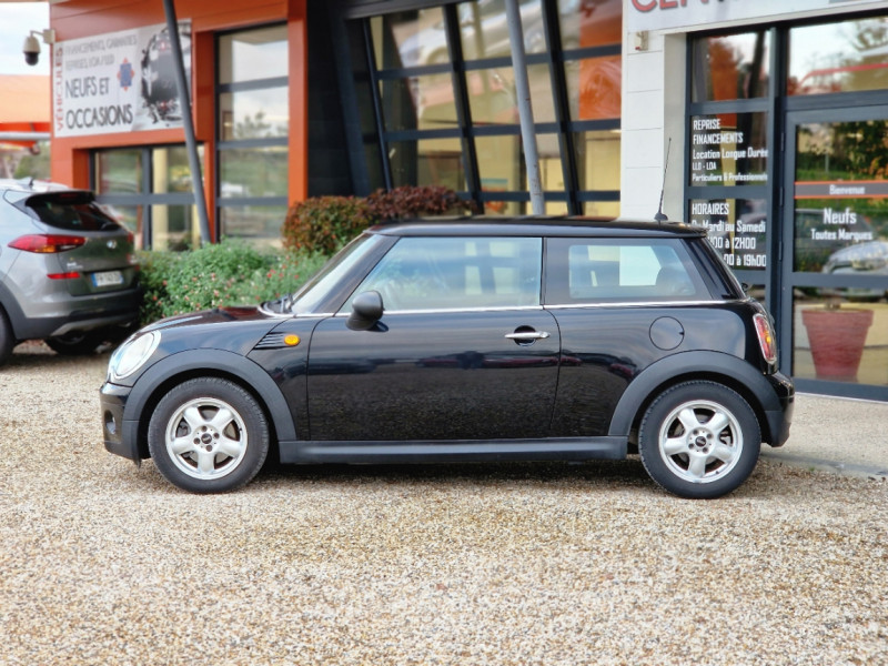 Photo 3 de l'offre de MINI MINI D 90 CH ONE à 8900€ chez Centrale Auto Marché Mussidan