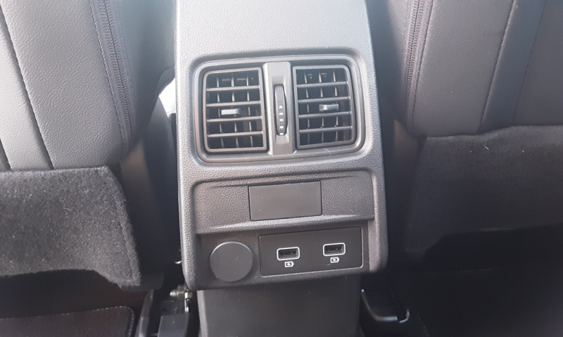 Photo 7 de l'offre de RENAULT ARKANA E-Tech 145 - 21B Intens à 26490€ chez Centrale Auto Marché Mussidan