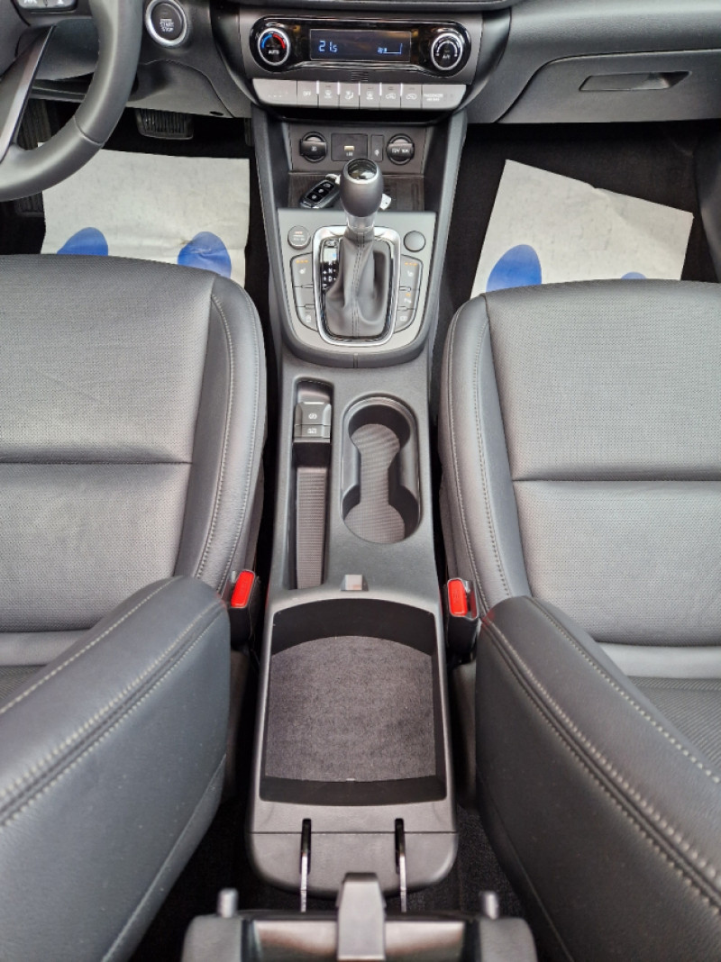 Photo 33 de l'offre de HYUNDAI KONA 1.6 CRDi 136 DCT-7 Hybrid 48V Executive à 20990€ chez Centrale Auto Marché Mussidan
