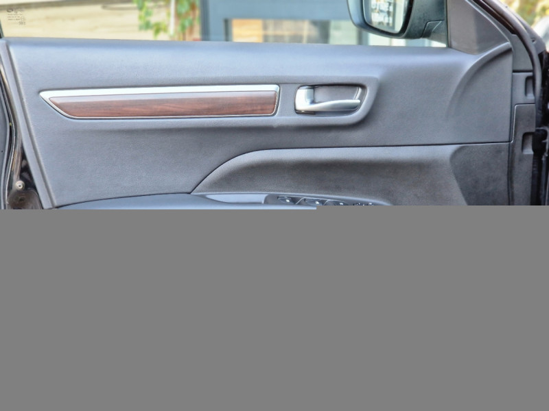 Photo 44 de l'offre de RENAULT KOLEOS dCi 175 4x2 X-tronic Intens à 21990€ chez Centrale Auto Marché Mussidan