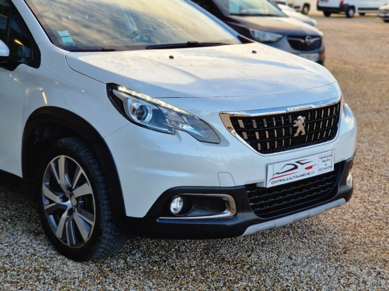 Photo 5 de l'offre de PEUGEOT 2008 BlueHDi 120ch SetS EAT6 Allure Business à 16900€ chez Centrale Auto Marché Mussidan