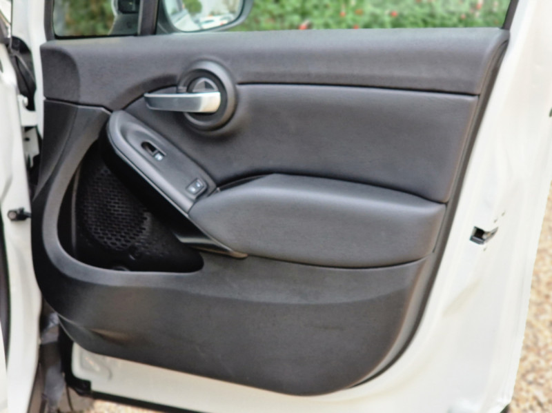 Photo 28 de l'offre de FIAT 500X 1.3 FireFly Turbo T4 150 ch DCT 120th à 17490€ chez Centrale Auto Marché Mussidan