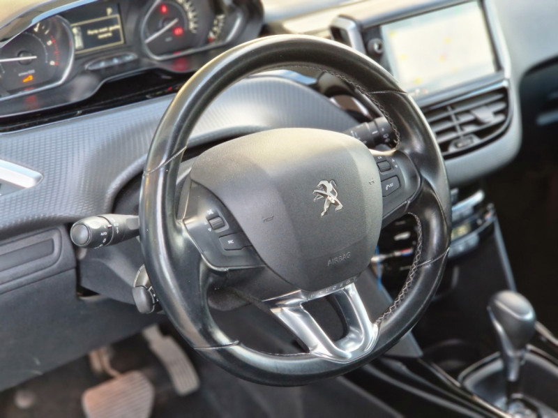 Photo 45 de l'offre de PEUGEOT 2008 BlueHDi 120ch SetS EAT6 Allure Business à 16900€ chez Centrale Auto Marché Mussidan