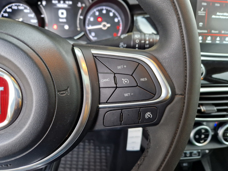 Photo 49 de l'offre de FIAT 500X 1.3 FireFly Turbo T4 150 ch DCT 120th à 17490€ chez Centrale Auto Marché Mussidan