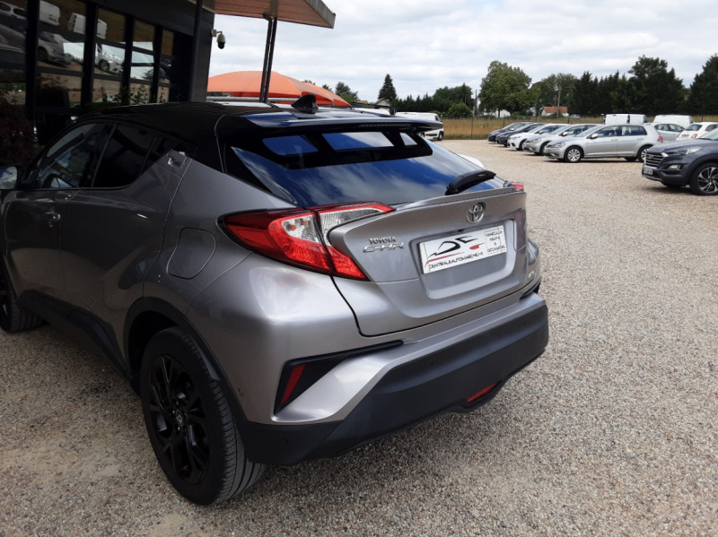 Photo 24 de l'offre de TOYOTA C HR Pro 116ch Turbo CVT 4WD Graphic à 18490€ chez Centrale Auto Marché Mussidan