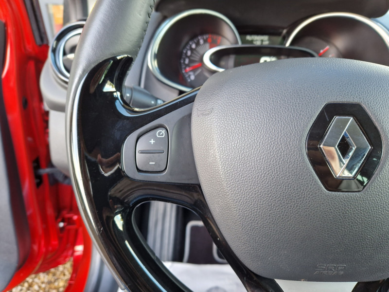 Photo 26 de l'offre de RENAULT CLIO IV TCe 120 Limited EDC à 13990€ chez Centrale Auto Marché Mussidan