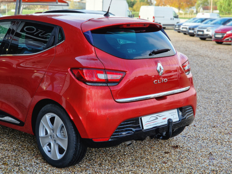 Photo 50 de l'offre de RENAULT CLIO IV TCe 120 Limited EDC à 13990€ chez Centrale Auto Marché Mussidan