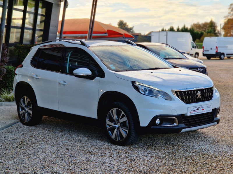 Photo 6 de l'offre de PEUGEOT 2008 BlueHDi 120ch SetS EAT6 Allure Business à 16900€ chez Centrale Auto Marché Mussidan