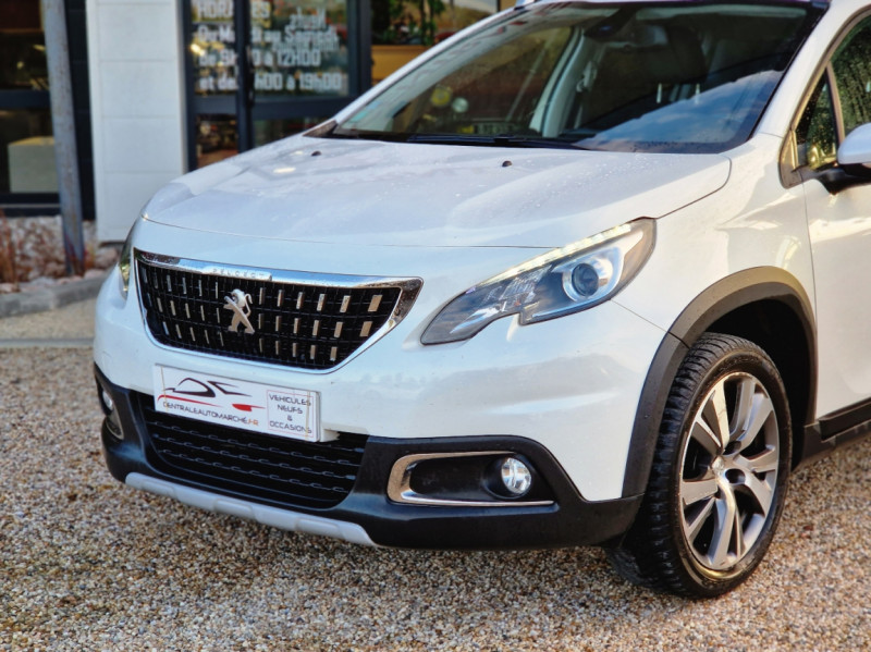 Photo 4 de l'offre de PEUGEOT 2008 BlueHDi 120ch SetS EAT6 Allure Business à 16900€ chez Centrale Auto Marché Mussidan