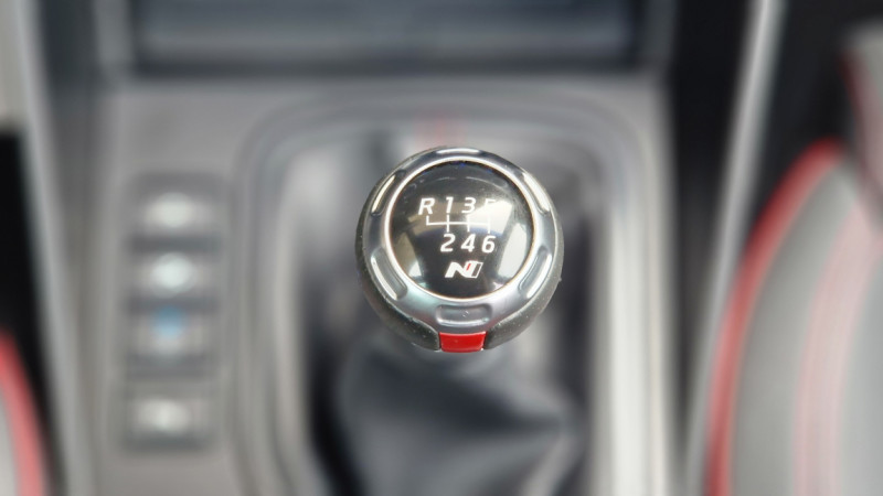 Photo 39 de l'offre de HYUNDAI TUCSON 1.6 CRDi 115 hybrid 48V N Line Edition  à 21890€ chez Centrale Auto Marché Mussidan