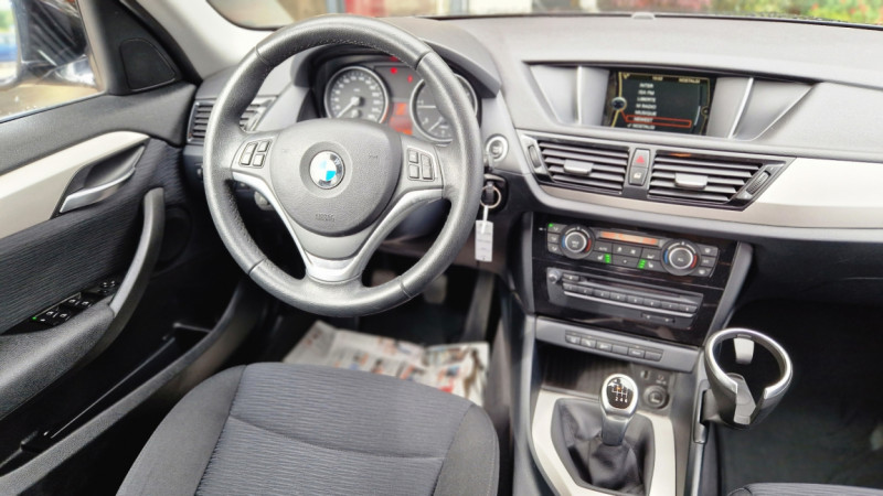Photo 37 de l'offre de BMW X1 sDrive 18d 143 ch Business à 13890€ chez Centrale Auto Marché Mussidan
