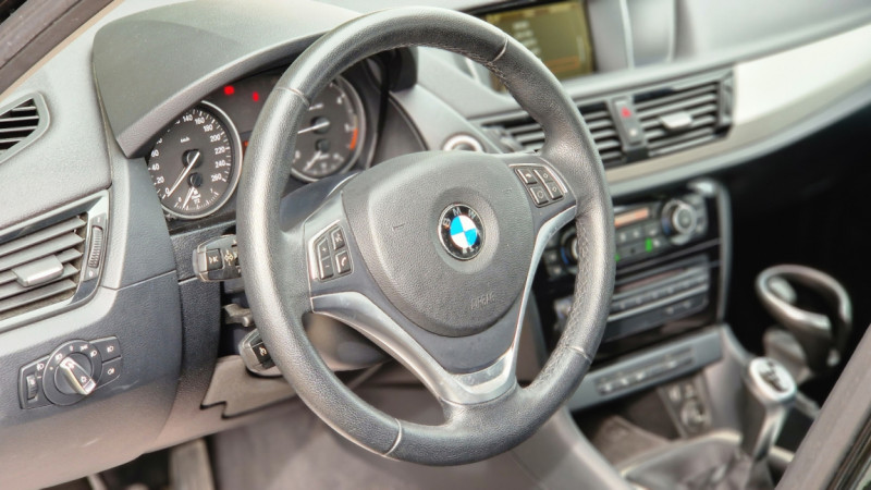 Photo 48 de l'offre de BMW X1 sDrive 18d 143 ch Business à 13890€ chez Centrale Auto Marché Mussidan