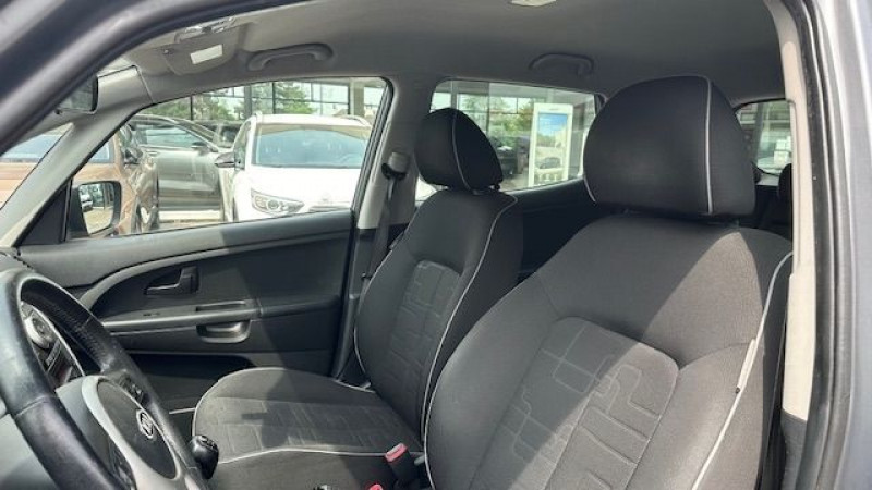 Photo 4 de l'offre de KIA VENGA 1.4 CVVT 90CH ACTIVE à 6990€ chez Kia Fournier