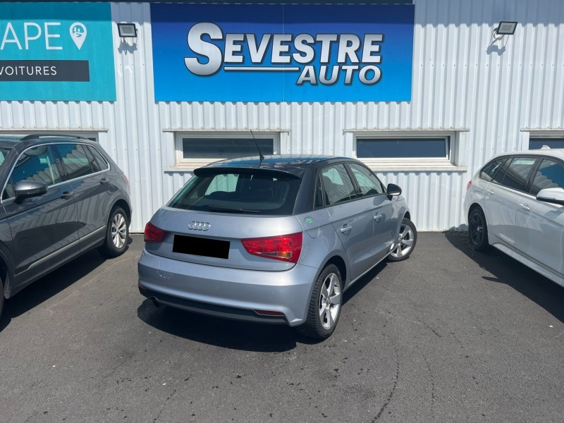 Photo 4 de l'offre de AUDI A1 SPORTBACK 1.0 TFSI 95CH ULTRA à 13990€ chez Sevestre Automobiles Nantes