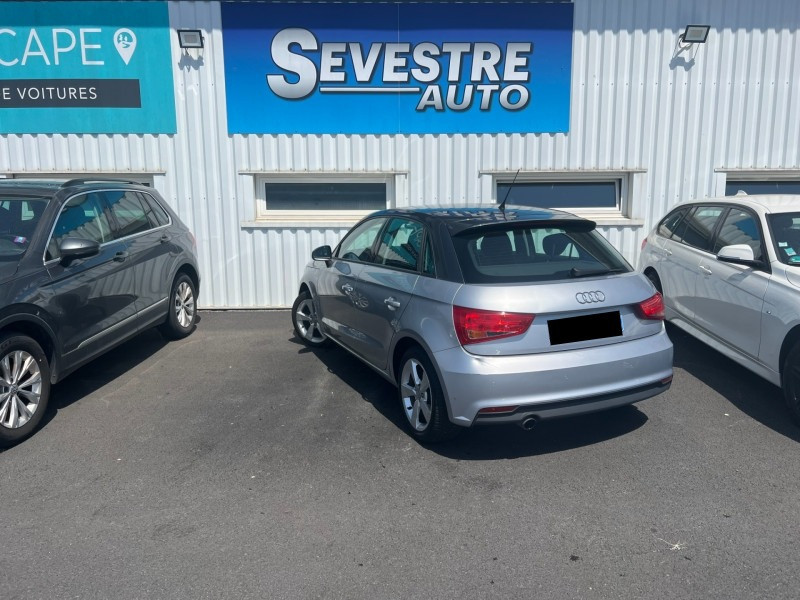 Photo 3 de l'offre de AUDI A1 SPORTBACK 1.0 TFSI 95CH ULTRA à 13990€ chez Sevestre Automobiles Nantes