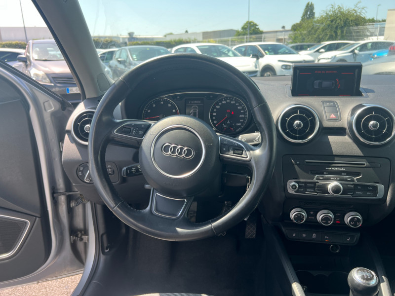 Photo 8 de l'offre de AUDI A1 SPORTBACK 1.0 TFSI 95CH ULTRA à 13990€ chez Sevestre Automobiles Nantes