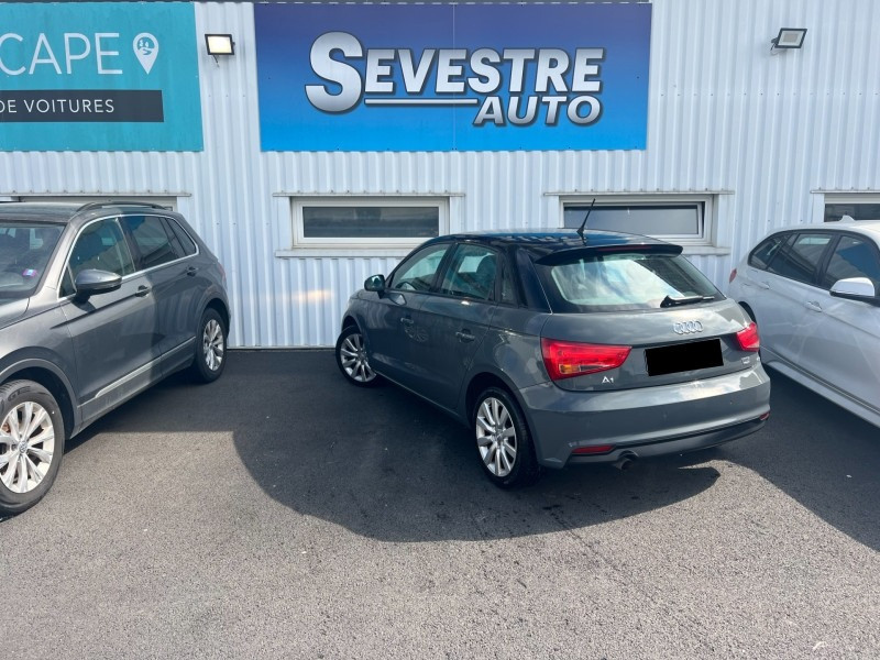 Photo 3 de l'offre de AUDI A1 SPORTBACK 1.0 TFSI 95CH ULTRA AMBIENTE à 13490€ chez Sevestre Automobiles Nantes