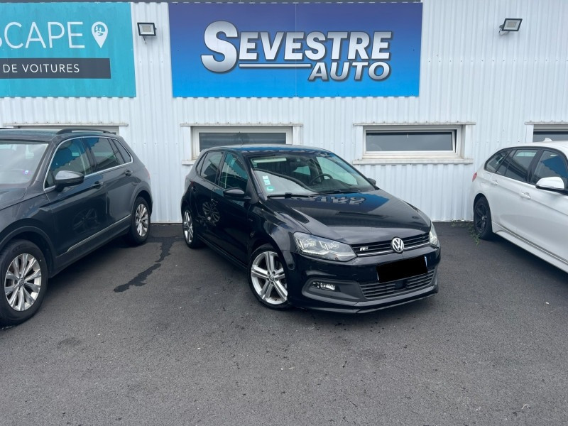 Photo 2 de l'offre de VOLKSWAGEN POLO 1.2 TSI 110CH BLUEMOTION TECHNOLOGY R LINE 5P à 14490€ chez Sevestre Automobiles Nantes