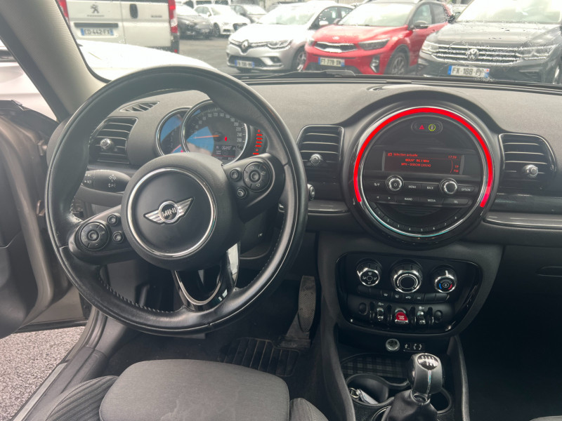 Photo 9 de l'offre de MINI CLUBMAN COOPER D 150CH à 13990€ chez Sevestre Automobiles Nantes