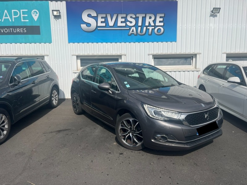 Photo 2 de l'offre de CITROEN DS4 1.6 BLUEHDI 120CH EXECUTIVE à 11490€ chez Sevestre Automobiles Nantes