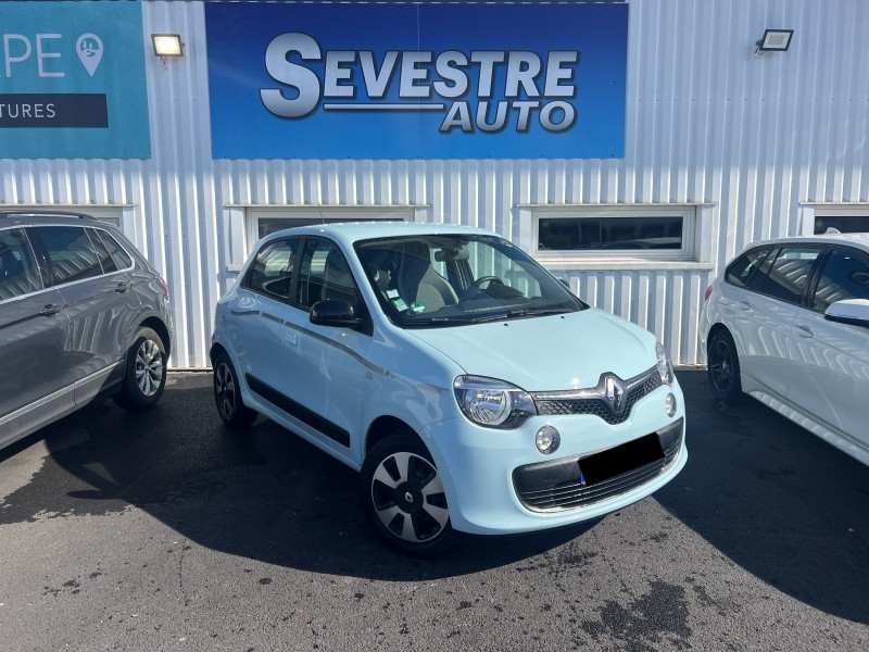 Photo 2 de l'offre de RENAULT TWINGO III 1.0 SCE 70CH ZEN EURO6C à 6990€ chez Sevestre Automobiles Nantes