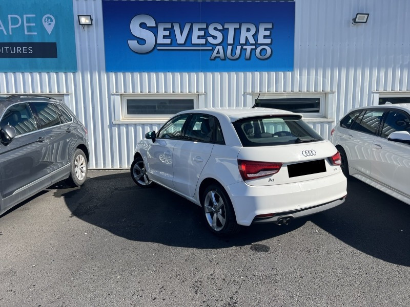 Photo 4 de l'offre de AUDI A1 1.4 TFSI 150CH COD AMBITION à 14490€ chez Sevestre Automobiles Nantes