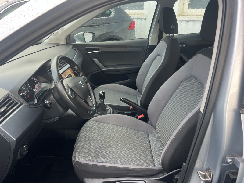 Photo 5 de l'offre de SEAT ARONA 1.0 ECOTSI 95CH START/STOP STYLE EURO6D-T à 10990€ chez Sevestre Automobiles Nantes