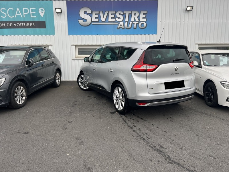 Photo 3 de l'offre de RENAULT GRAND SCENIC IV 1.5 DCI 110CH ENERGY BUSINESS 7 PLACES à 13490€ chez Sevestre Automobiles Nantes