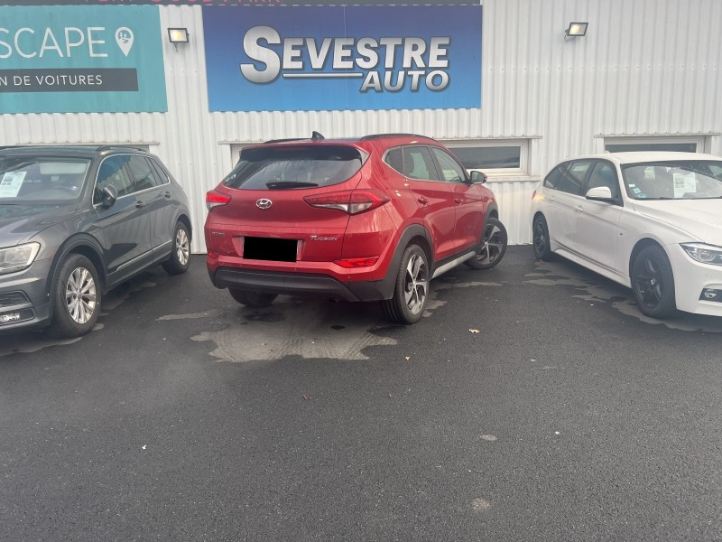 Photo 4 de l'offre de HYUNDAI TUCSON 1.7 CRDI 115CH CREATIVE 2WD à 15490€ chez Sevestre Automobiles Nantes