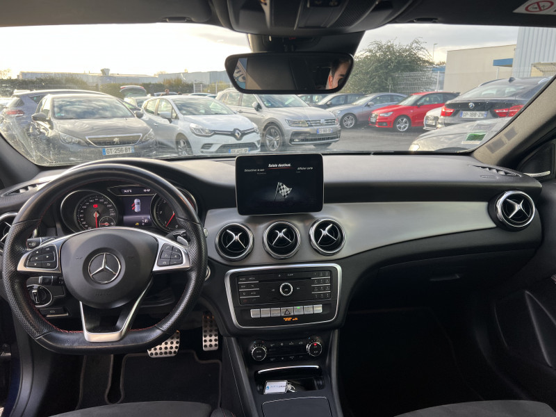 Photo 9 de l'offre de MERCEDES-BENZ CLASSE GLA 200 D 136CH FASCINATION 7G-DCT EURO6C à 18490€ chez Sevestre Automobiles Nantes