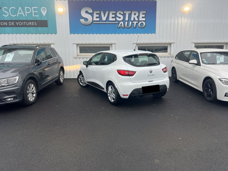 Photo 3 de l'offre de RENAULT CLIO IV 1.5 DCI 90CH ENERGY BUSINESS 5P EURO6C à 9990€ chez Sevestre Automobiles Nantes