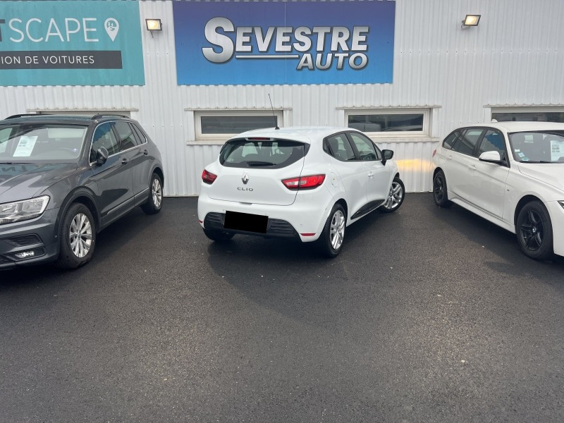 Photo 4 de l'offre de RENAULT CLIO IV 1.5 DCI 90CH ENERGY BUSINESS 5P EURO6C à 9990€ chez Sevestre Automobiles Nantes