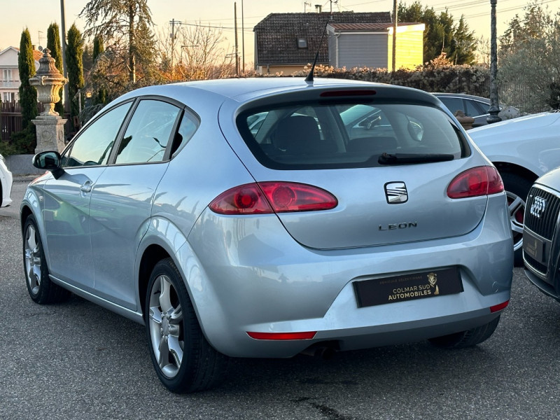 Photo 2 de l'offre de SEAT LEON 1.6 SPORT à 6990€ chez Colmar Sud Automobiles