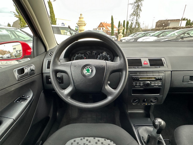 Photo 20 de l'offre de SKODA FABIA 1.2 CLASSIC à 4990€ chez Colmar Sud Automobiles