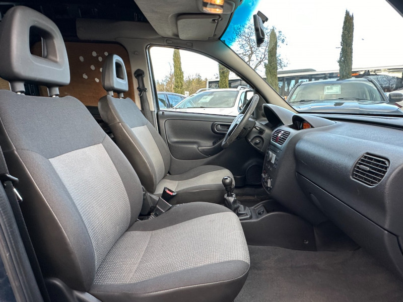 Photo 12 de l'offre de OPEL COMBO CARGO 1.3CDTI PACK CLIM à 5990€ chez Colmar Sud Automobiles