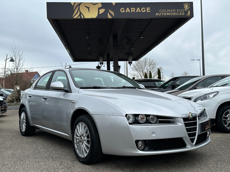 Photo 5 de l'offre de ALFA ROMEO 159 1.9 JTS DISTINCTIVE à 6490€ chez Colmar Sud Automobiles