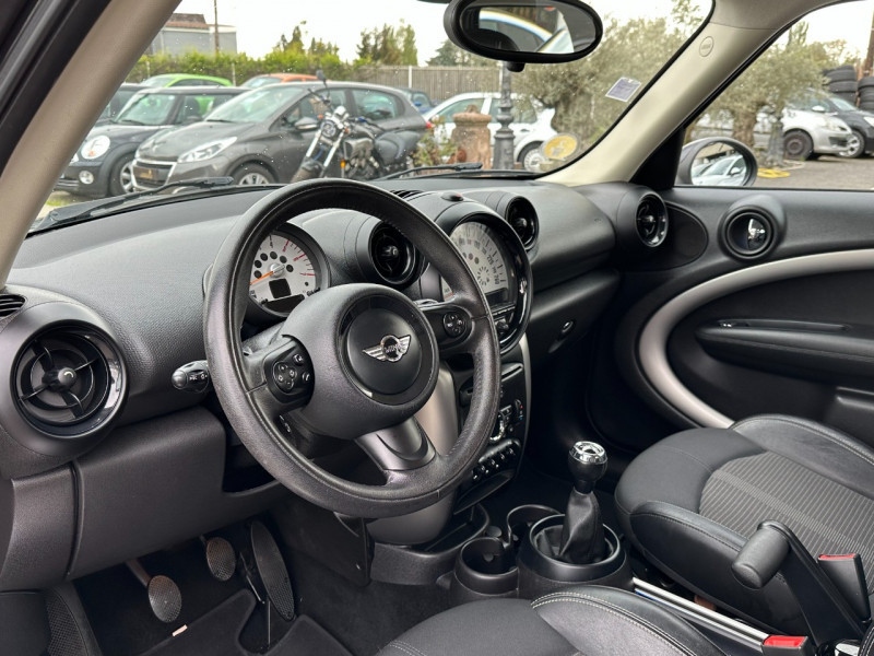 Photo 14 de l'offre de MINI COUNTRYMAN COOPER D 112CH CHILI ALL4 à 10990€ chez Colmar Sud Automobiles