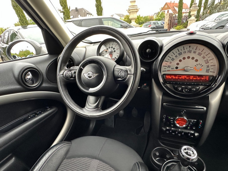 Photo 23 de l'offre de MINI COUNTRYMAN COOPER D 112CH CHILI ALL4 à 10990€ chez Colmar Sud Automobiles